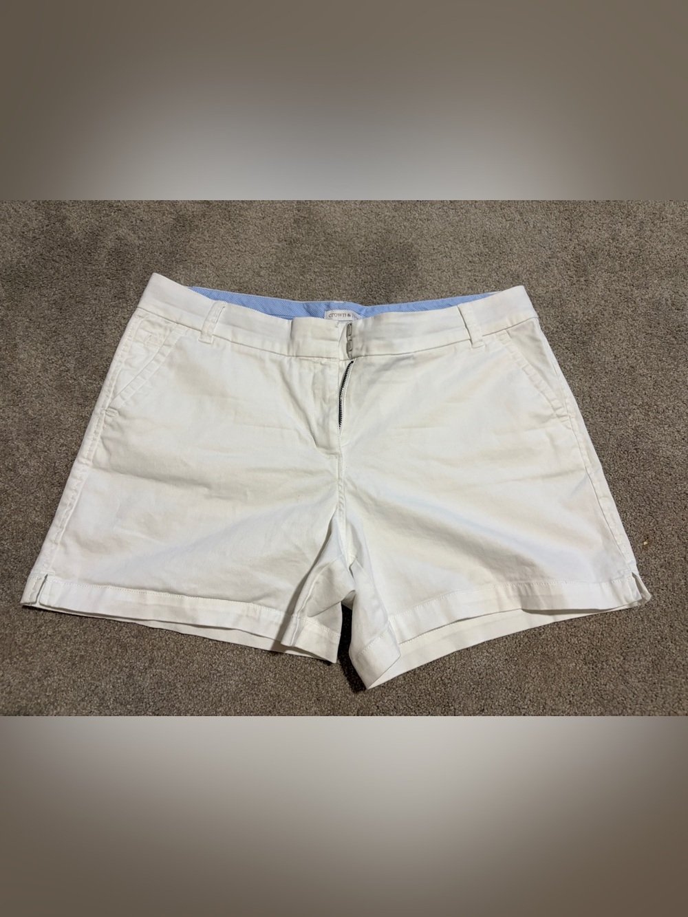 Crown & IvyWhite Women's Cotton Blend Chino Shorts